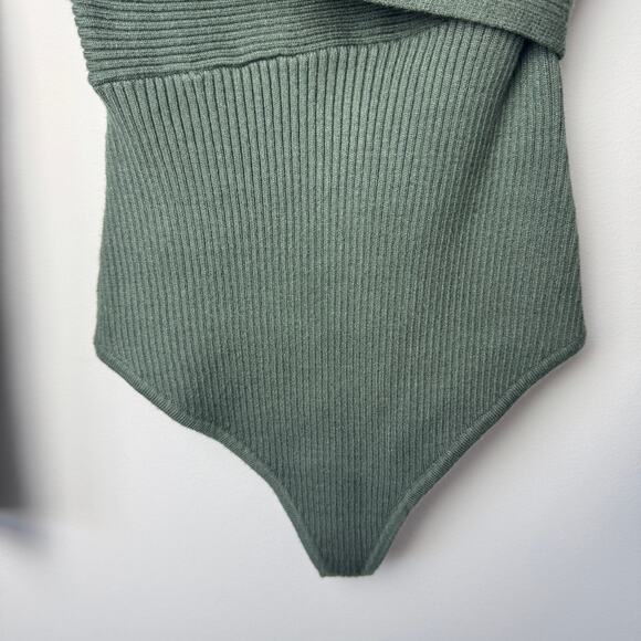 Abercrombie & Fitch Green LuxeLoft Wrap Knit Bodysuit NEW Size Small - Picture 5 of 9